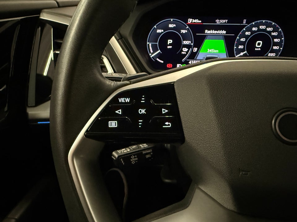 Audi Q4 e-tron 40 Advanced 5d