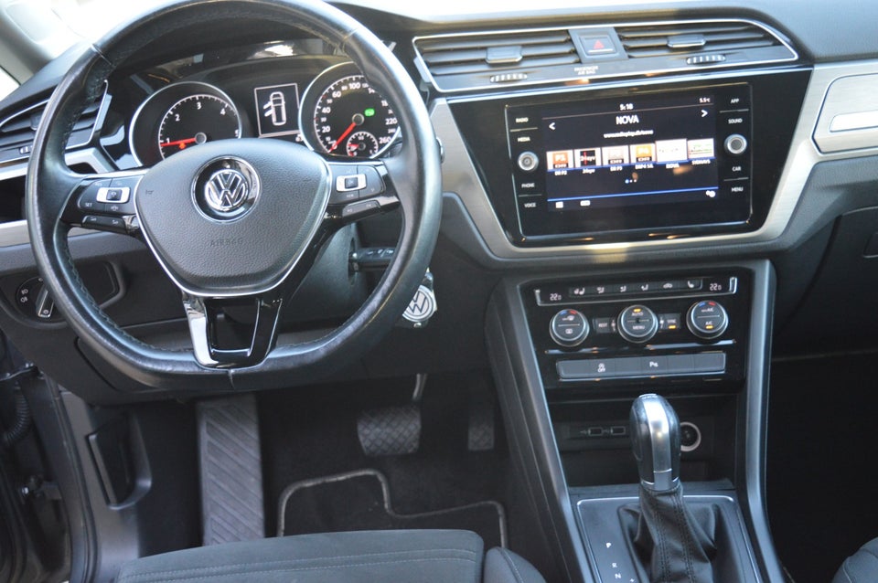 VW Touran 1,6 TDi 115 Comfortline Connect 7prs 5d