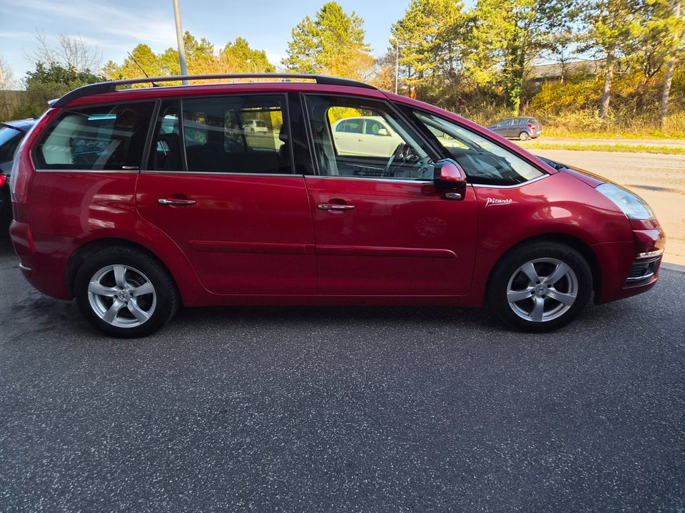 Citroën Grand C4 Picasso 1,6 e-HDi 112 Exclusive E6G 7prs 5d