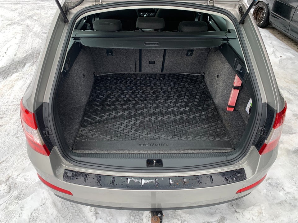 Skoda Octavia 1,2 TSi 110 Ambition Combi 5d