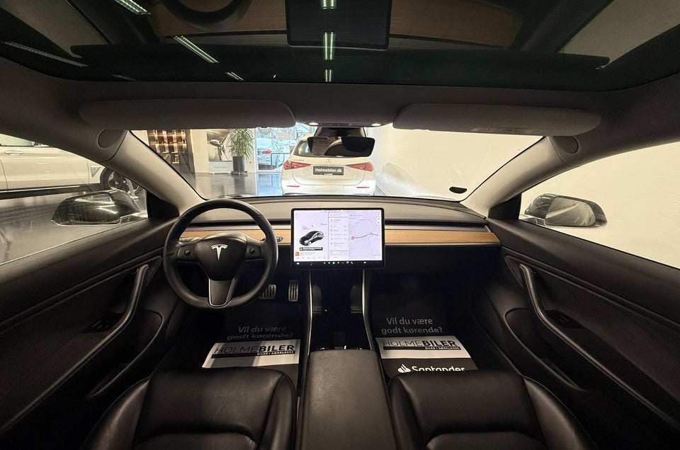Tesla Model 3 Long Range AWD 4d
