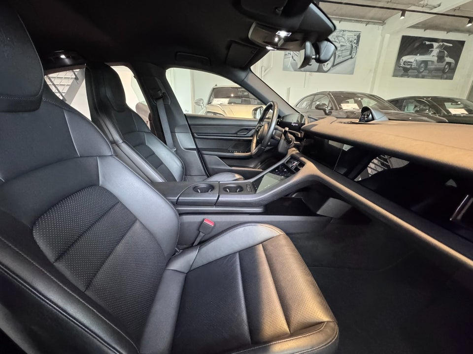 Porsche Taycan 4S Performance+ 4d