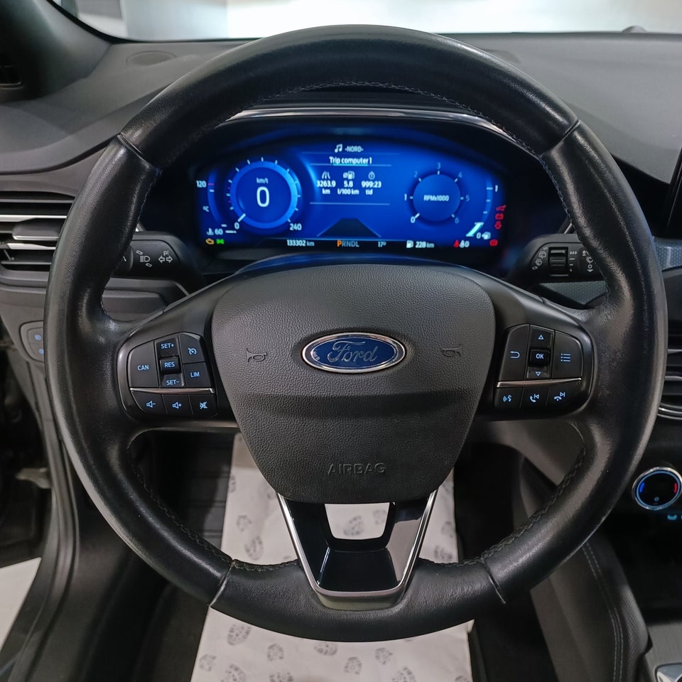 Ford Focus 1,5 EcoBlue Active stc. aut. Van 5d