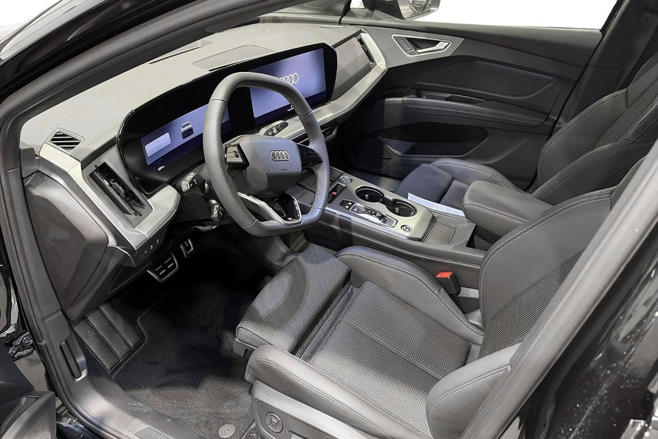 Audi Q4 e-tron performance 5d