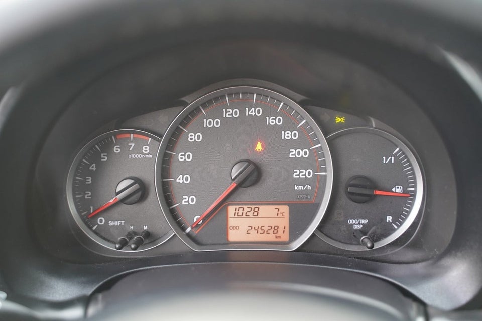 Toyota Yaris 1,3 VVT-i T2 5d