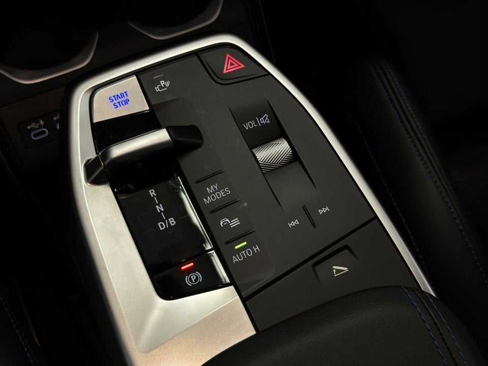 BMW iX2 eDrive20 M-Sport 5d