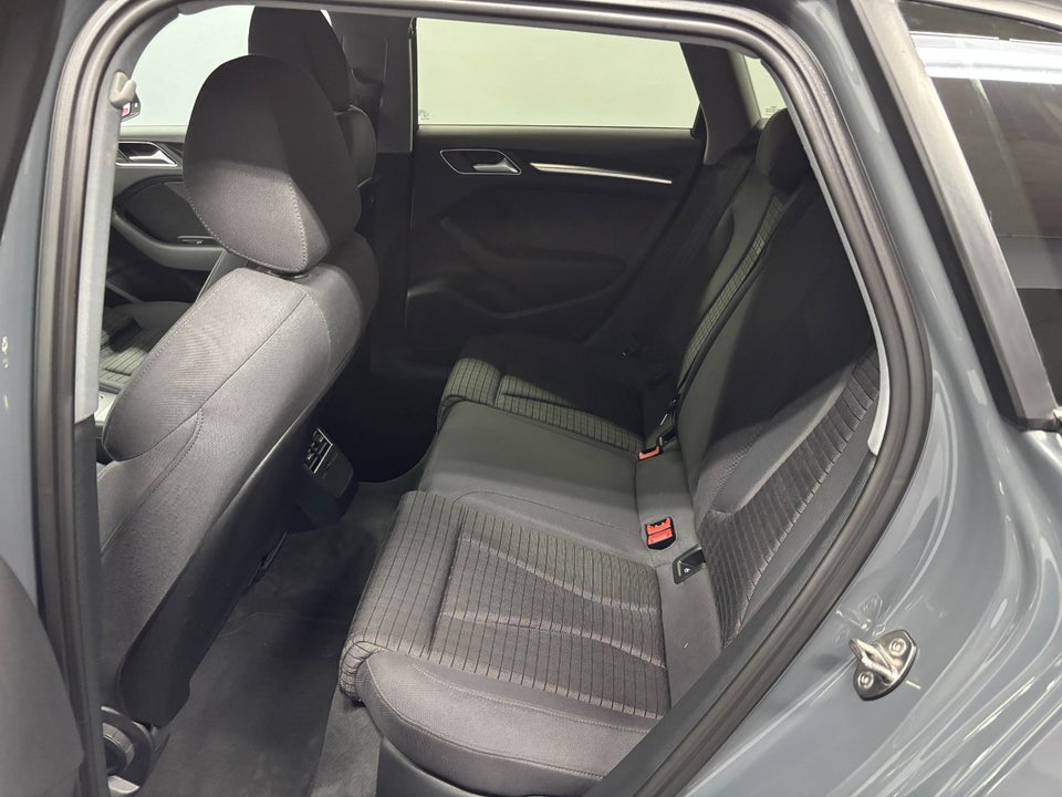 Audi A3 1,4 e-tron Sport Sportback S-tr. 5d