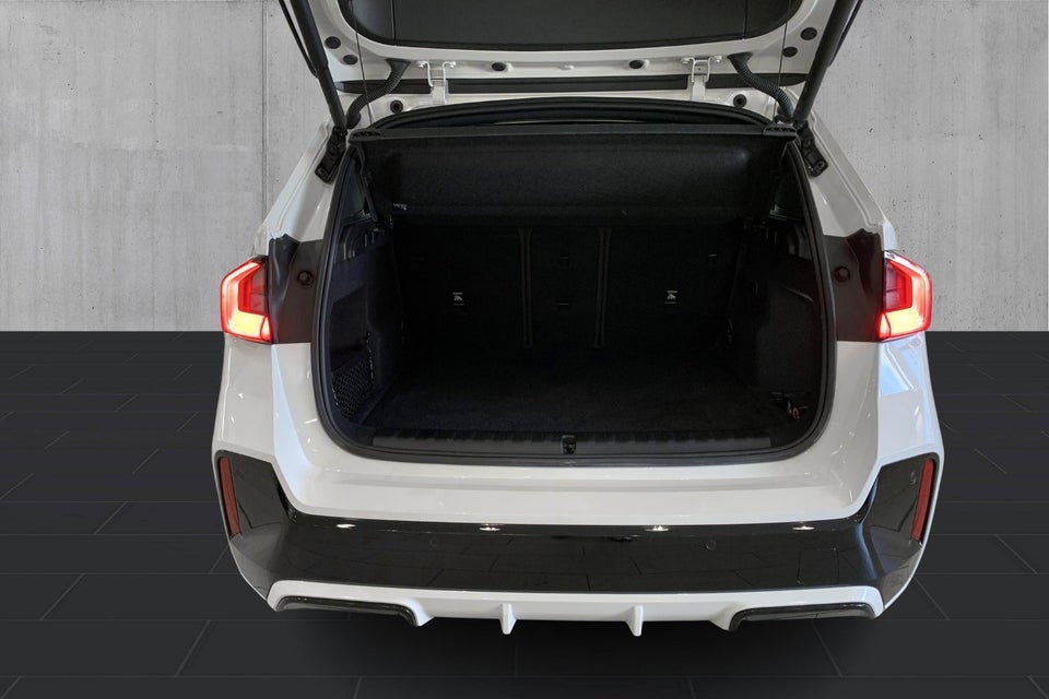 BMW iX1 xDrive30 M-Sport 5d