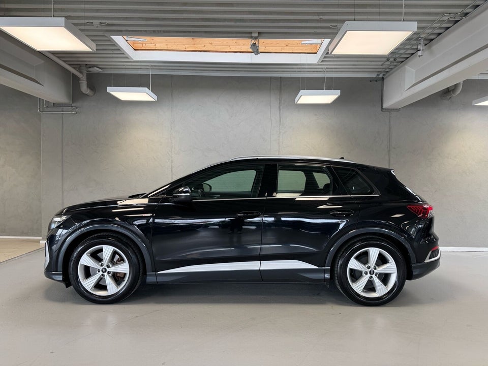 Audi Q4 e-tron 40 S-line 5d