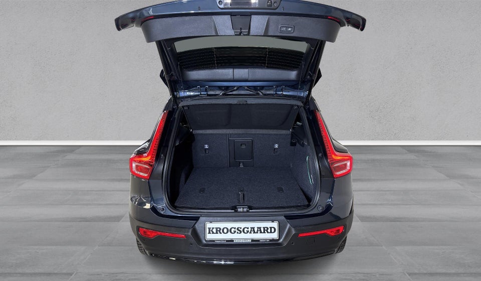 Volvo EX40 Extended Range Plus 5d