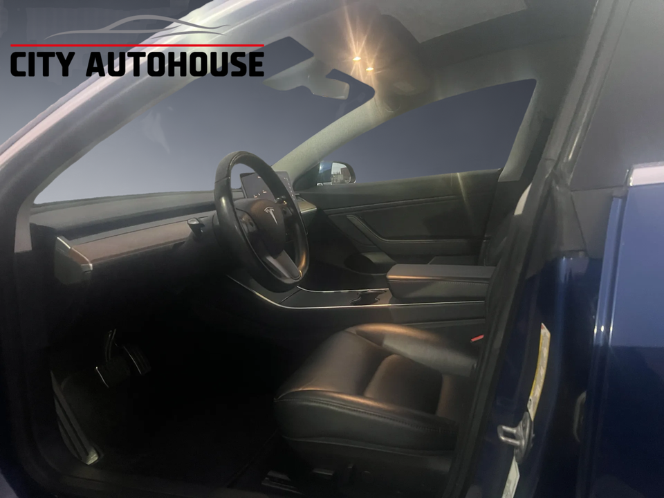 Tesla Model 3 Long Range AWD 4d