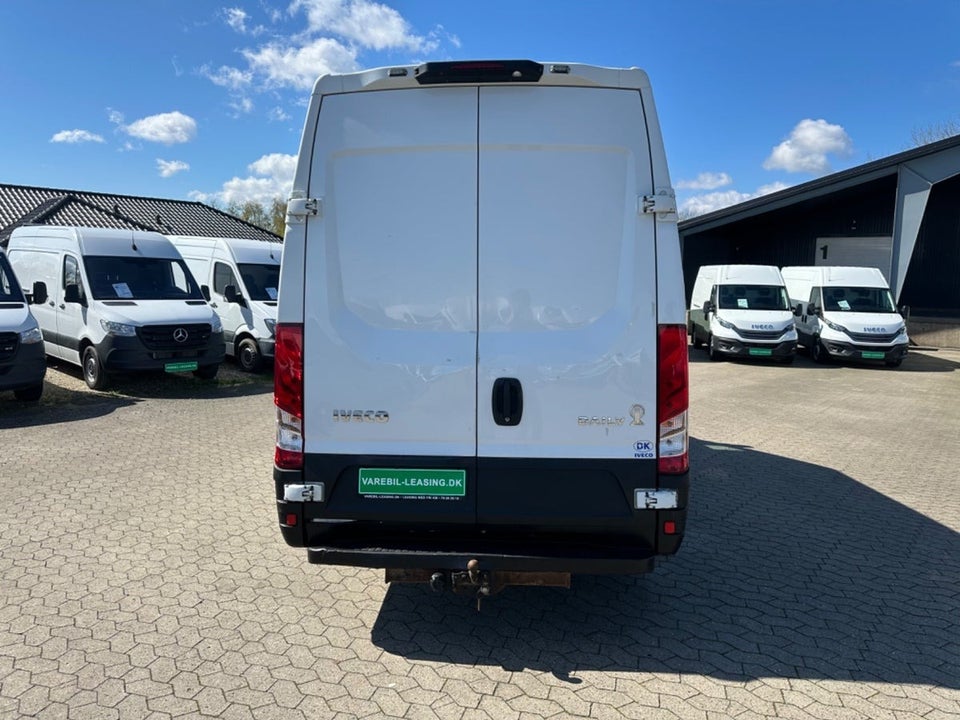 Iveco Daily 3,0 35S17 12m³ Van