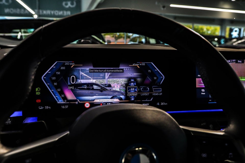 BMW i5 eDrive40 Touring Fully Charged 5d