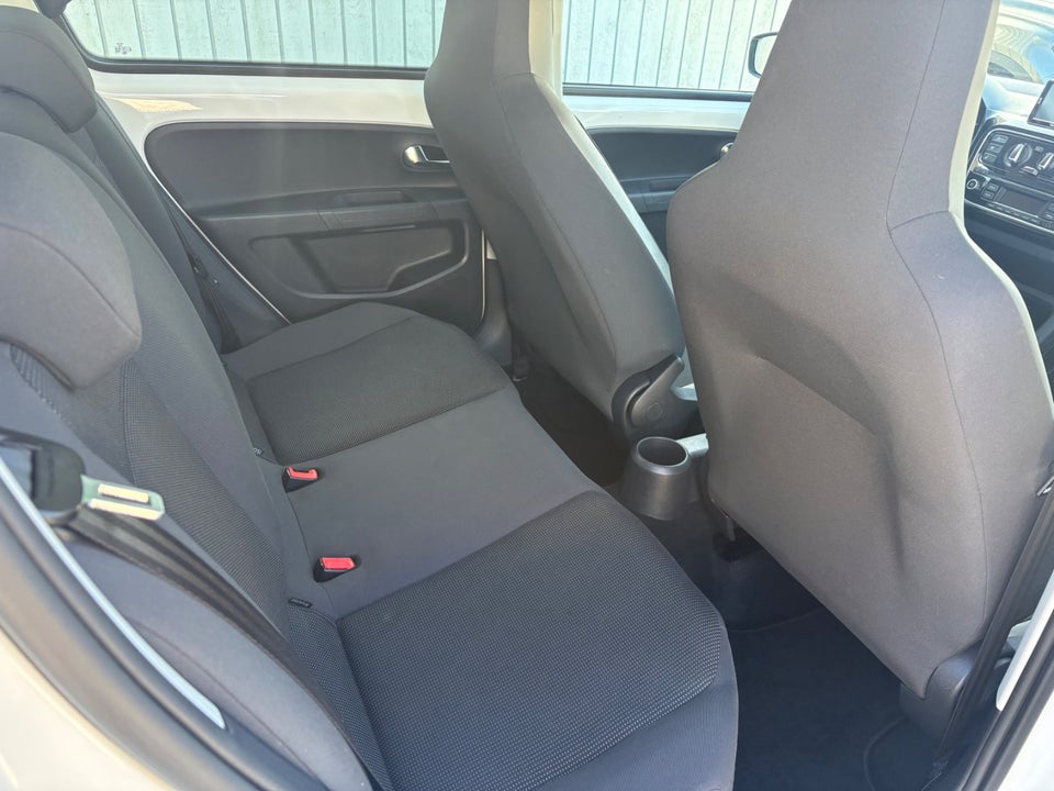 VW Up! 1,0 75 High Up! BMT 5d