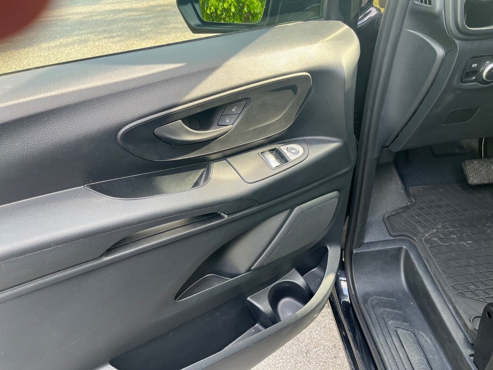 Mercedes Vito 114 2,0 CDi Kassevogn L RWD