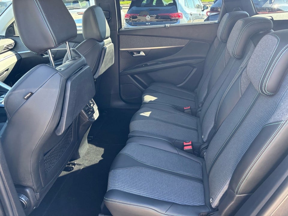 Peugeot 5008 1,5 BlueHDi 130 Active EAT8 7prs 5d