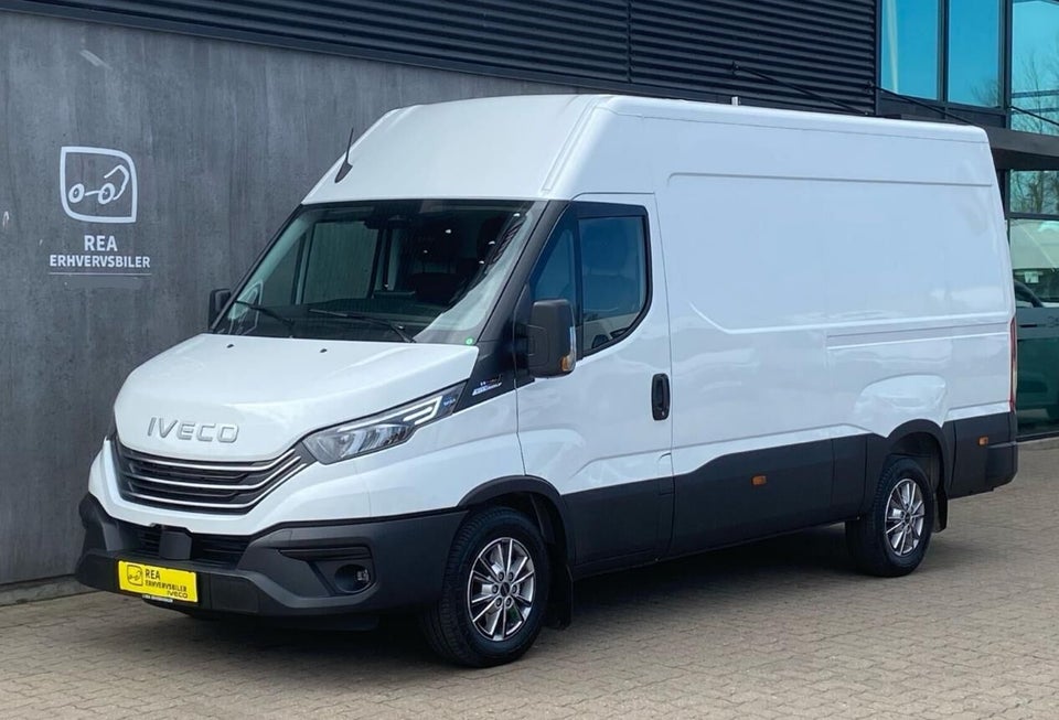 Iveco Daily 3,0 35S18 12m³ Van AG8