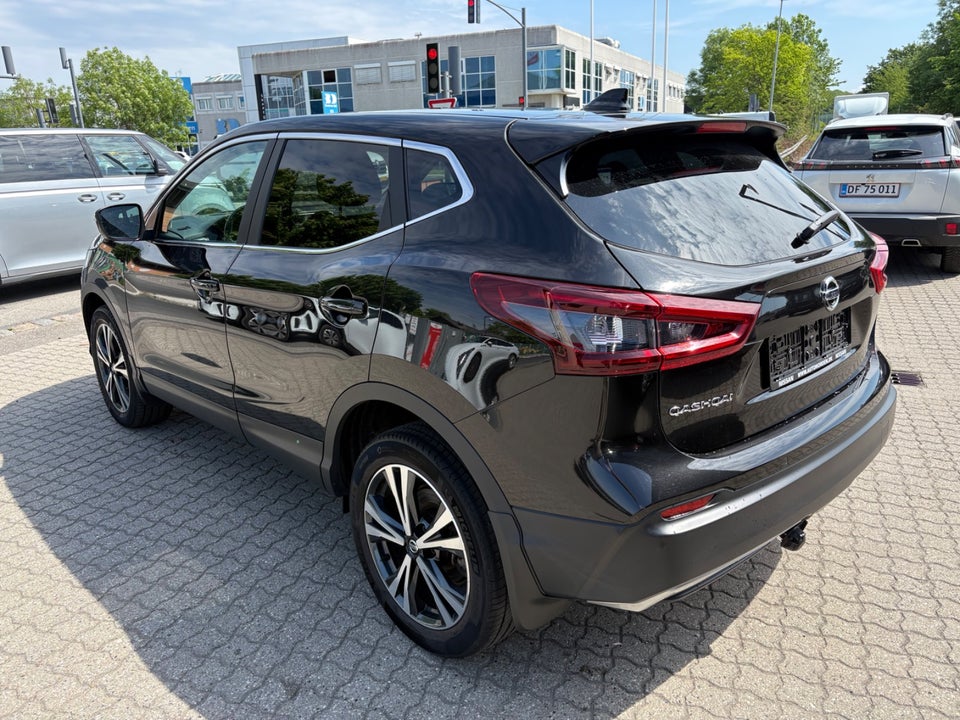 Nissan Qashqai 1,3 Dig-T 160 N-Connecta DCT 5d