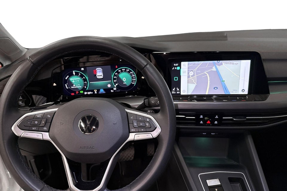 VW Golf VIII 1,4 eHybrid DSG 5d