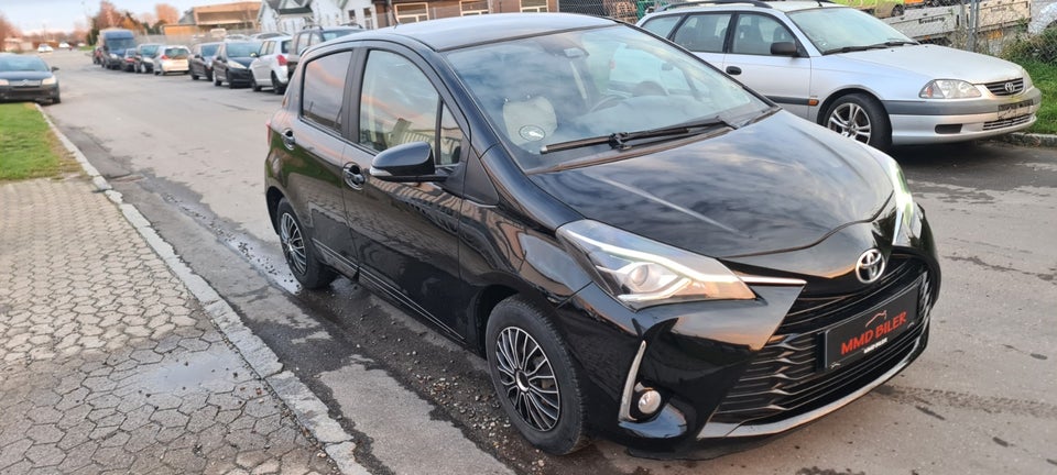 Toyota Yaris 1,0 VVT-i T2 Exclusive 5d