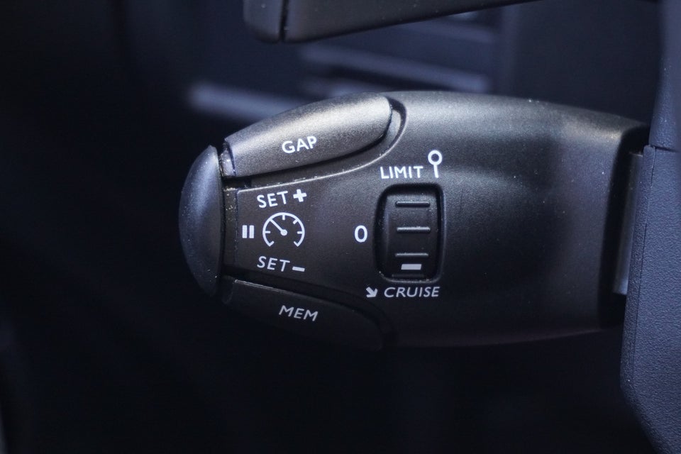 Citroën C5 Aircross 1,6 Hybrid Shine EAT8 5d