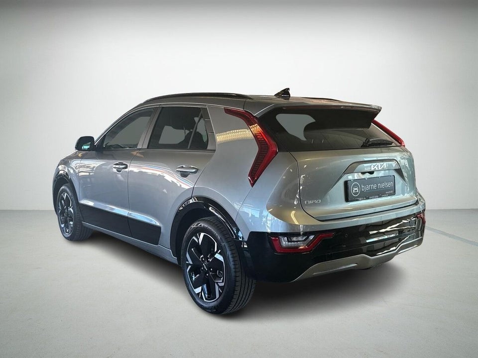 Kia Niro 64 EV Upgrade 5d