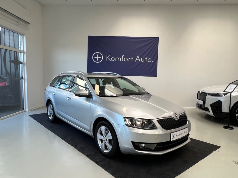Skoda Octavia 1,6 TDi 110 Style 5d