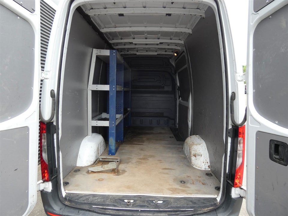 Mercedes Sprinter 316 2,2 CDi A2 Kassevogn RWD