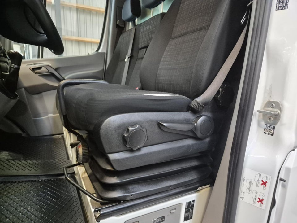 Mercedes Sprinter 319 3,0 CDi Alukasse m/lift 2d