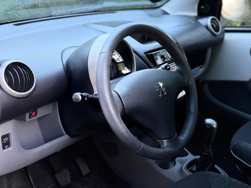 Peugeot 107 1,0 Active 5d