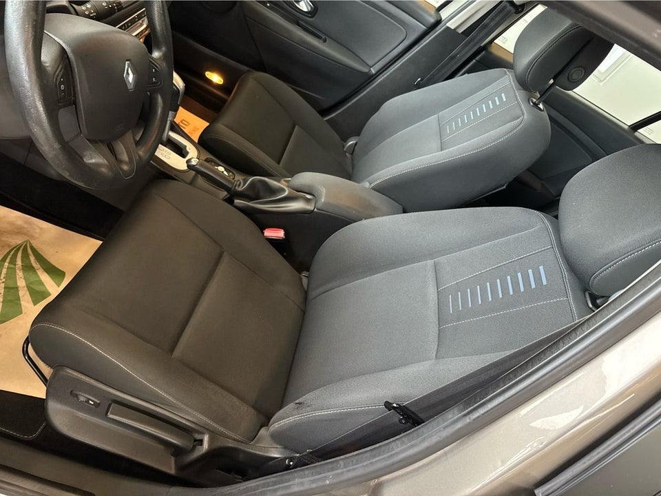 Renault Megane III 1,5 dCi 110 Expression Sport Tourer aut. 5d