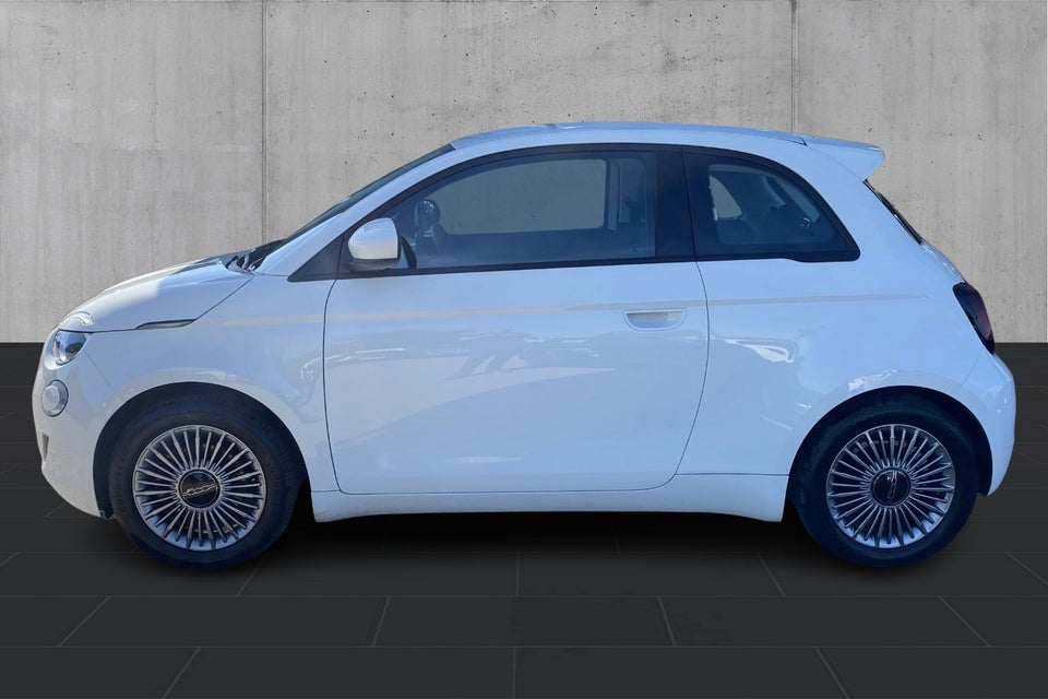 Fiat 500e 42 Icon 3d