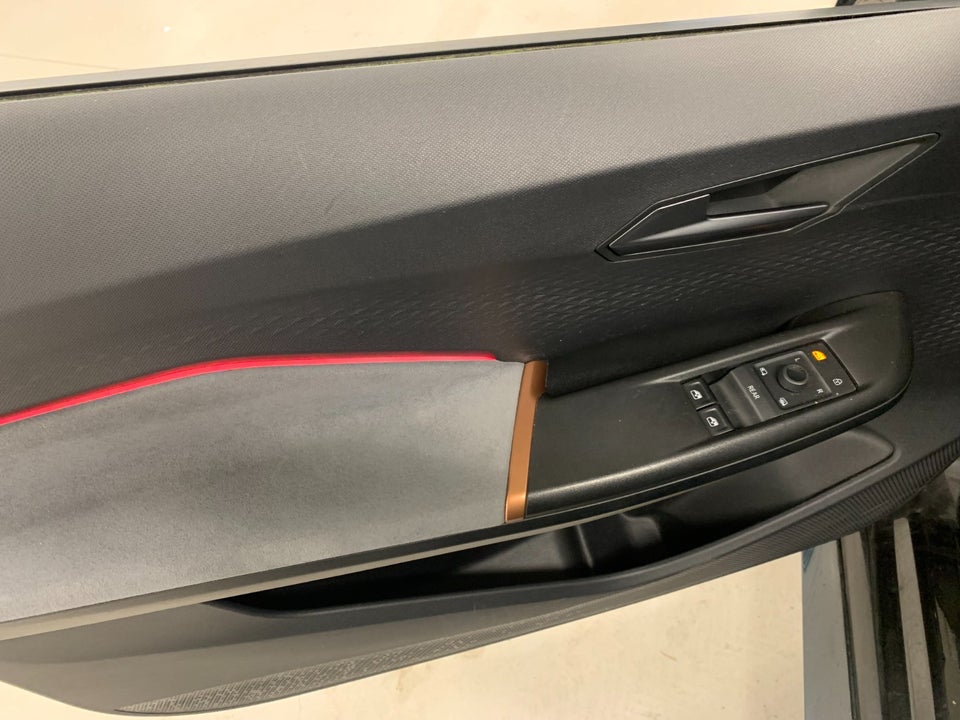 Cupra Born 58 High 5d