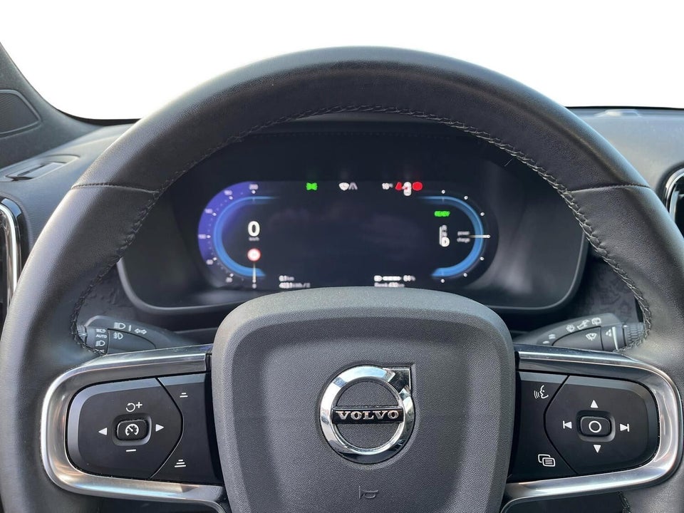 Volvo XC40 ReCharge Extended Range Plus 5d