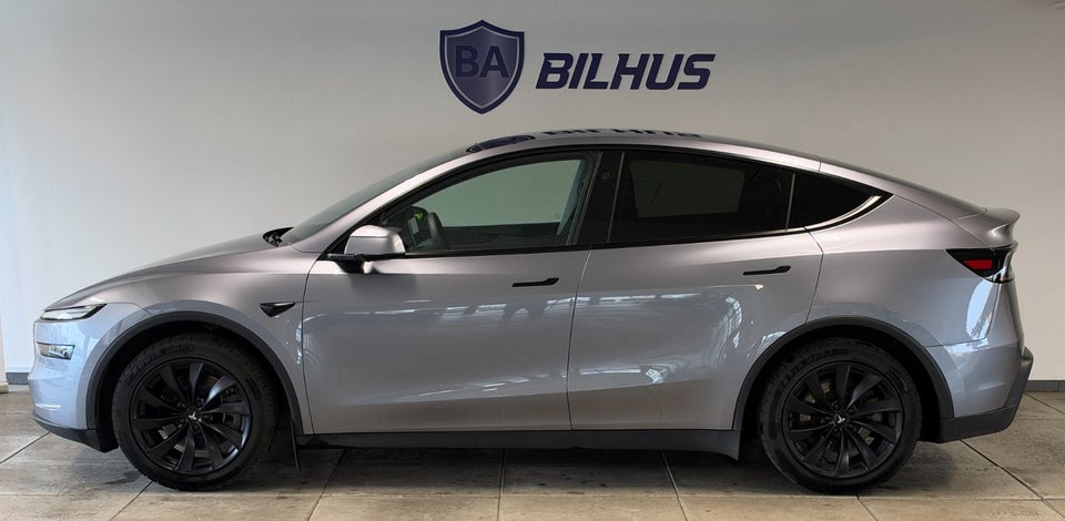 Tesla Model Y Premium Long Range RWD 5d
