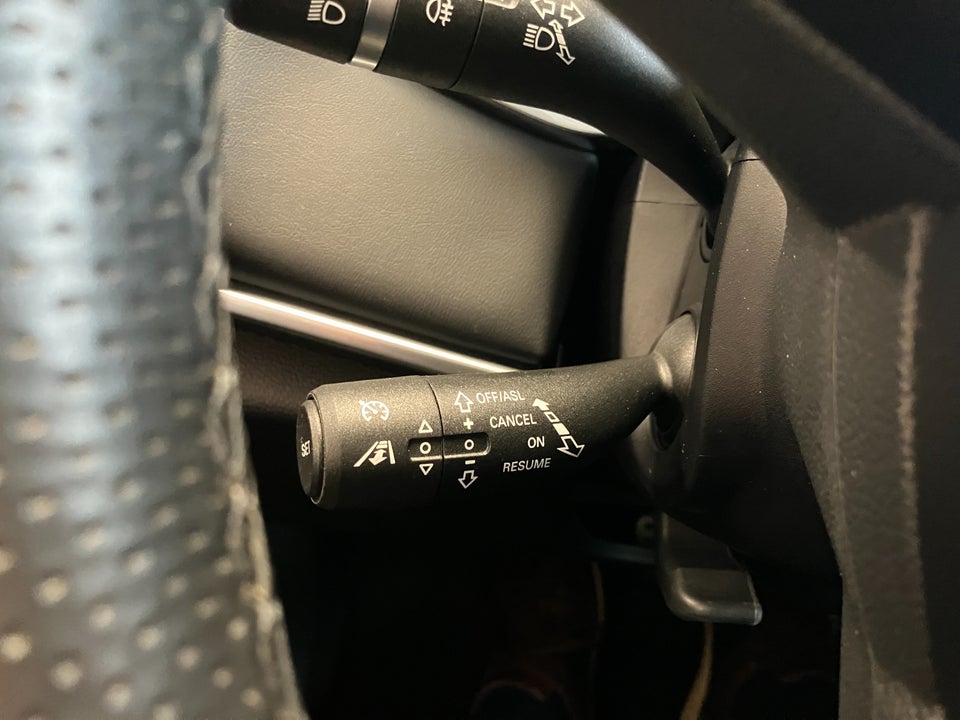 MG Marvel R Performance 5d