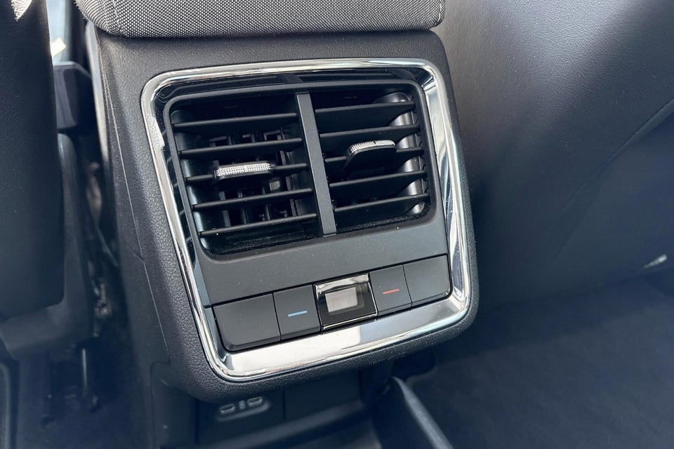 Skoda Enyaq 50 iV 5d