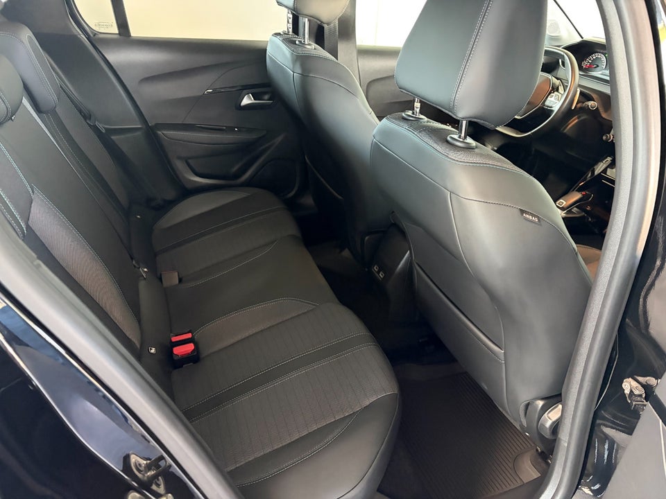 Peugeot 208 1,2 PureTech 100 Allure EAT8 5d