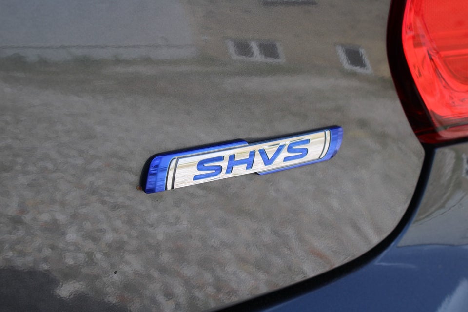 Suzuki Swift 1,0 Boosterjet SHVS Exclusive 5d