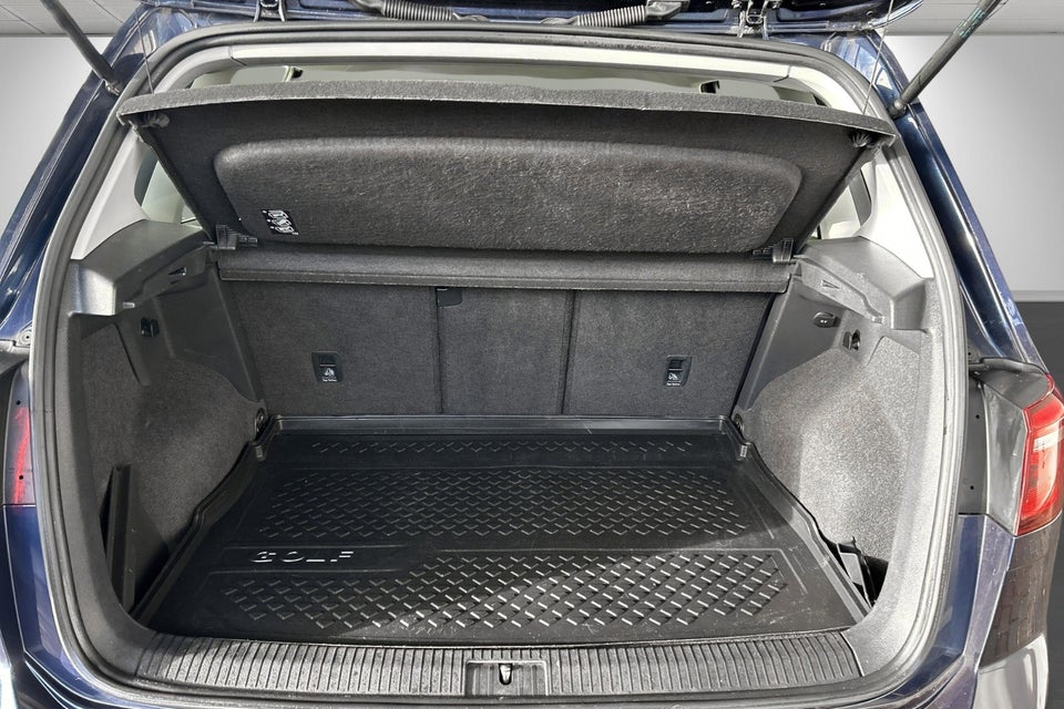 VW Golf Sportsvan 1,6 TDi 110 Highline BMT 5d
