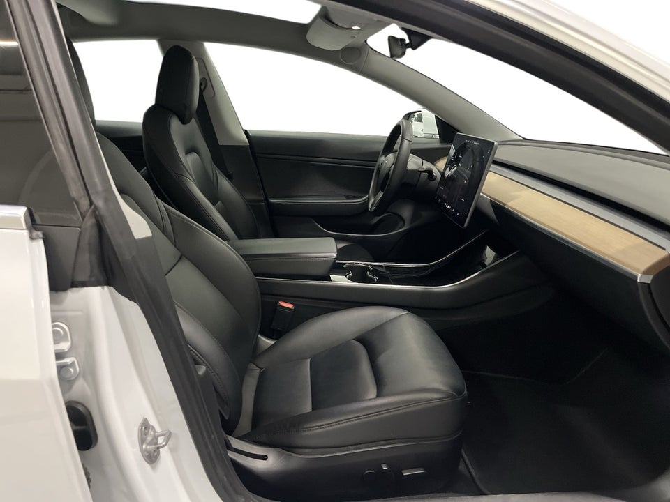 Tesla Model 3 Performance AWD 4d