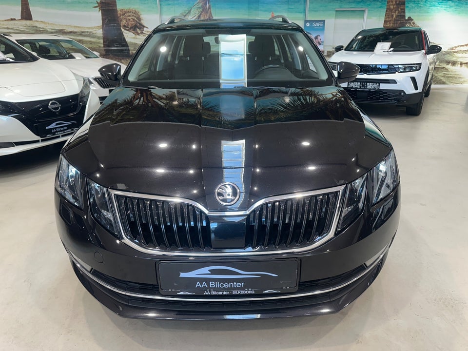 Skoda Octavia 2,0 TDi 150 Style Combi DSG 5d