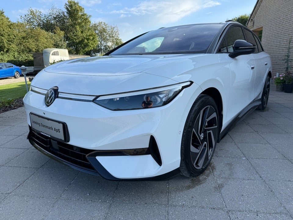 VW ID.7 77 Pro Tourer 5d