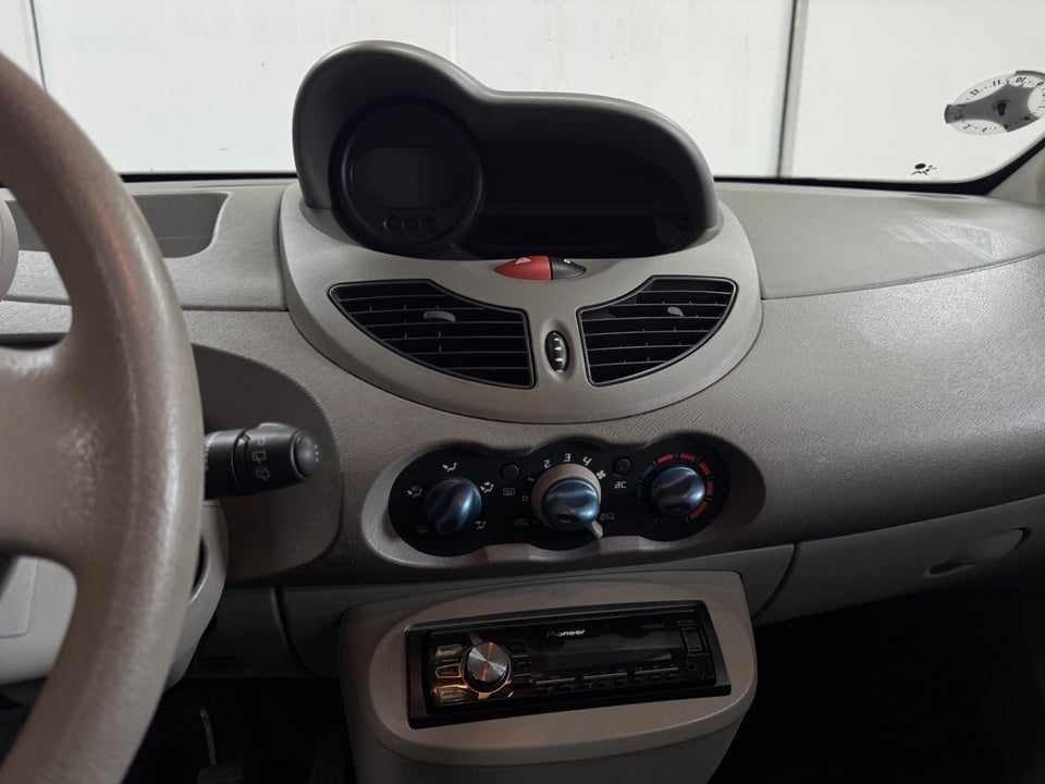 Renault Twingo 1,2 16V Dynamique 3d