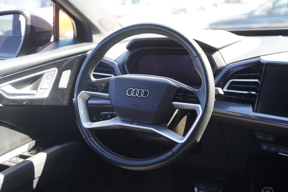 Audi Q4 e-tron 40 S-line Sportback 5d