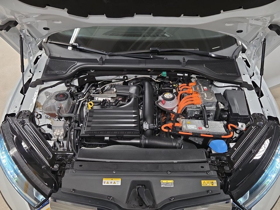 Skoda Octavia 1,4 TSi iV Plus DSG 5d