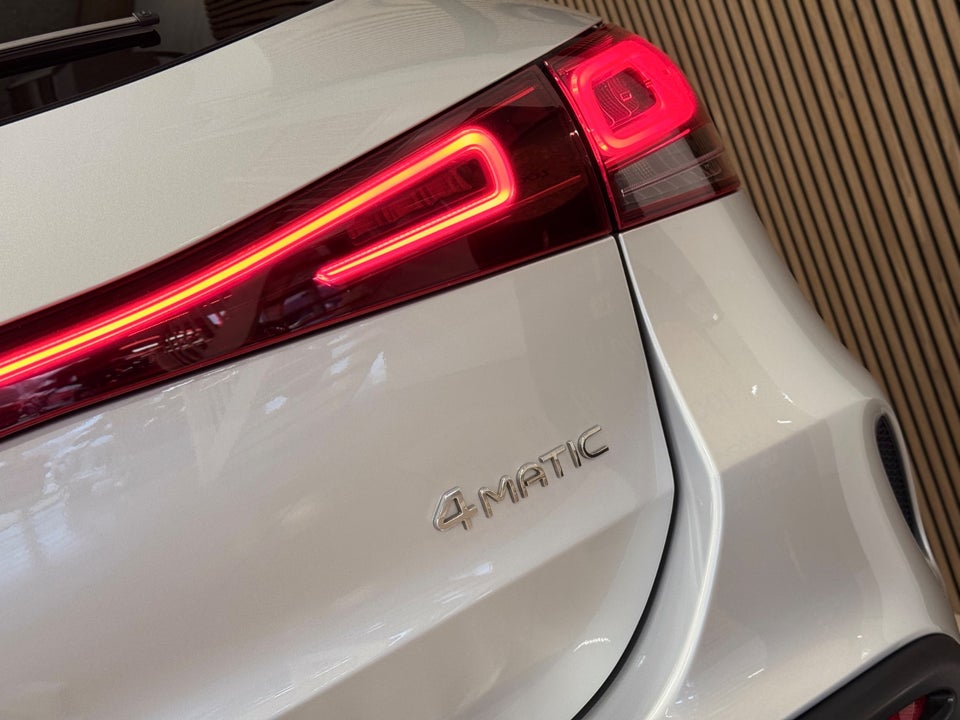 Mercedes EQA350 AMG Edition 4Matic 5d