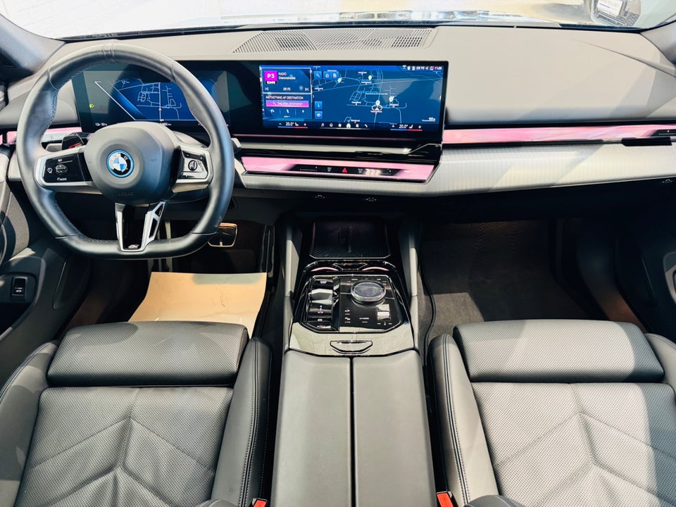 BMW i5 eDrive40 M-Sport 4d
