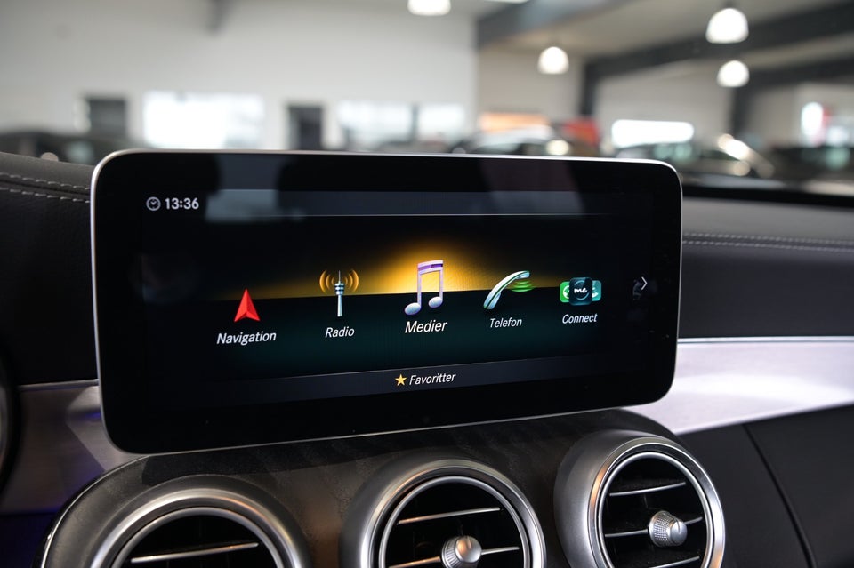 Mercedes C220 d 2,0 AMG Line Night Edition stc. aut. 5d