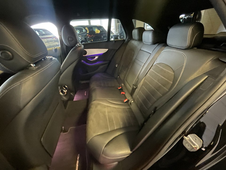 Mercedes C300 de 2,0 AMG Line aut. 4d